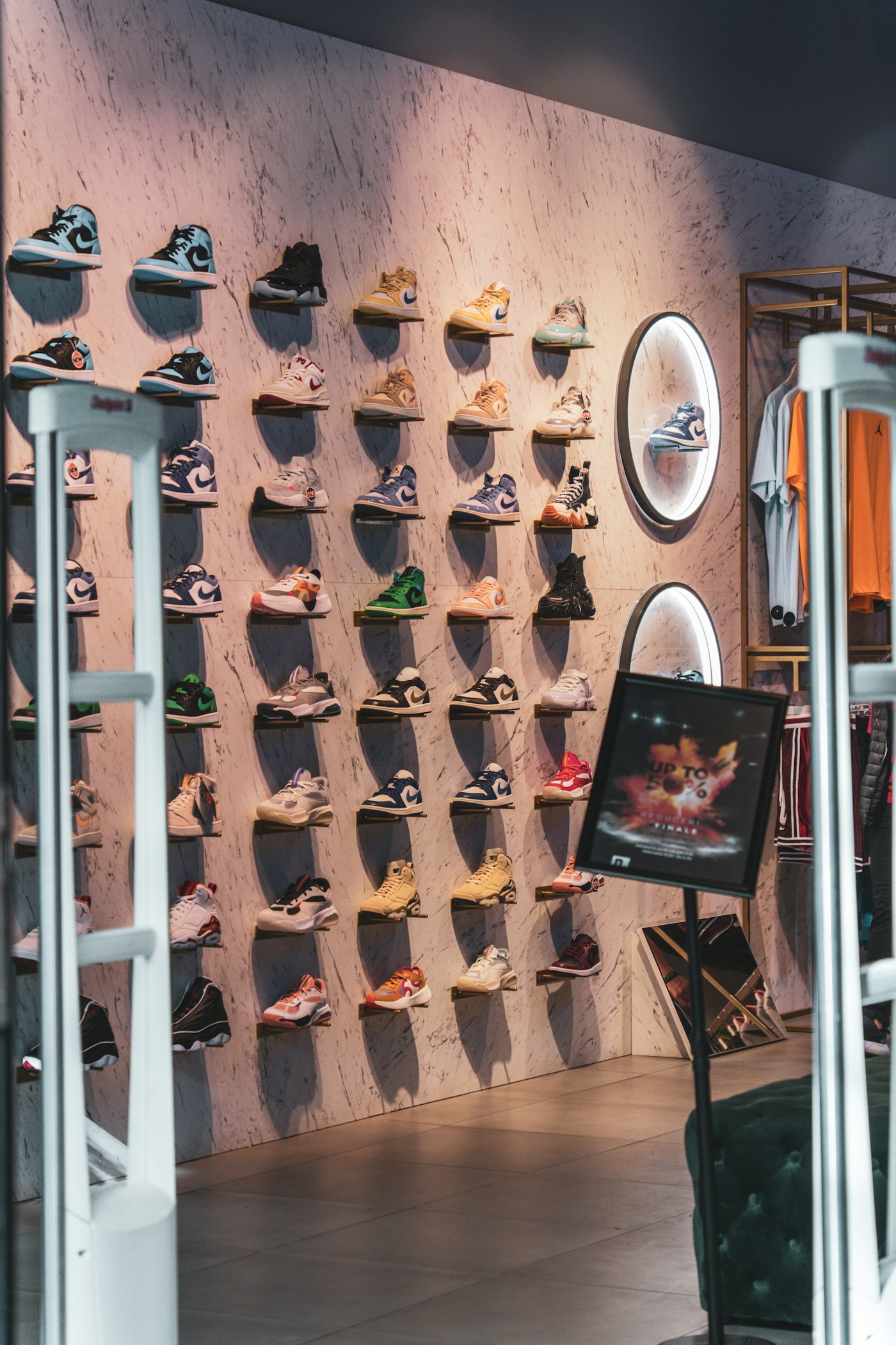 Footwear & fashion